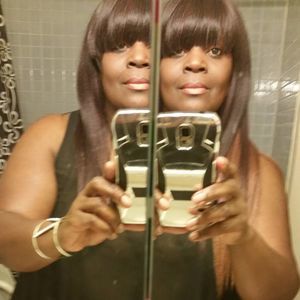 Meet your Posher, Alisa